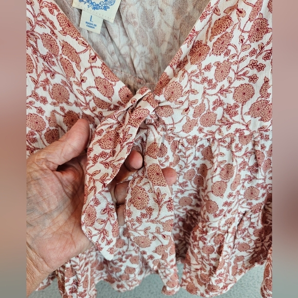 Francesca's X Blue Rain Rust Beige Floral Cropped Baby Doll Top Sz L Adj Straps - Picture 4 of 11